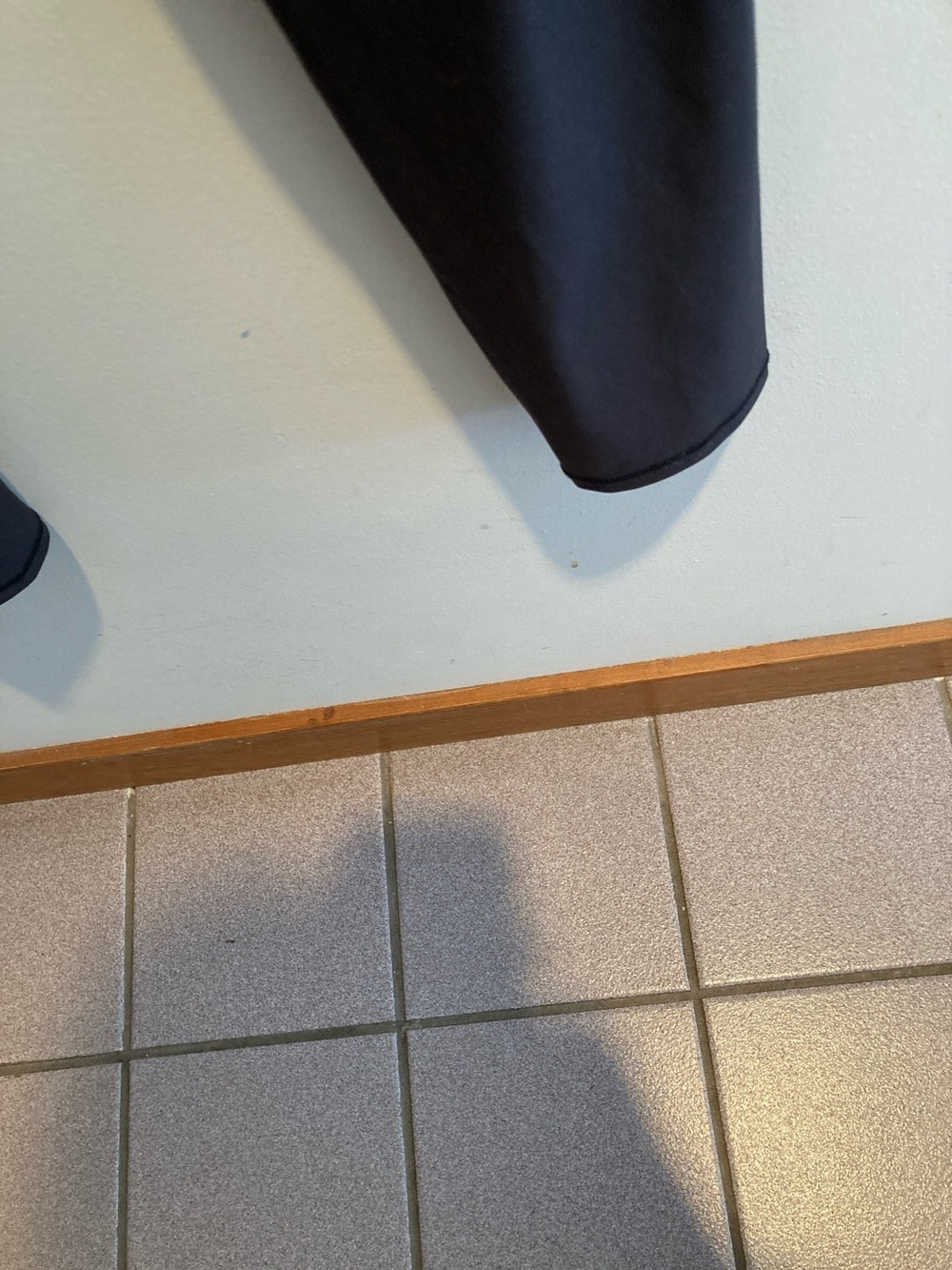 SKIMS Black Stretch Leggings - Picture 4 of 4